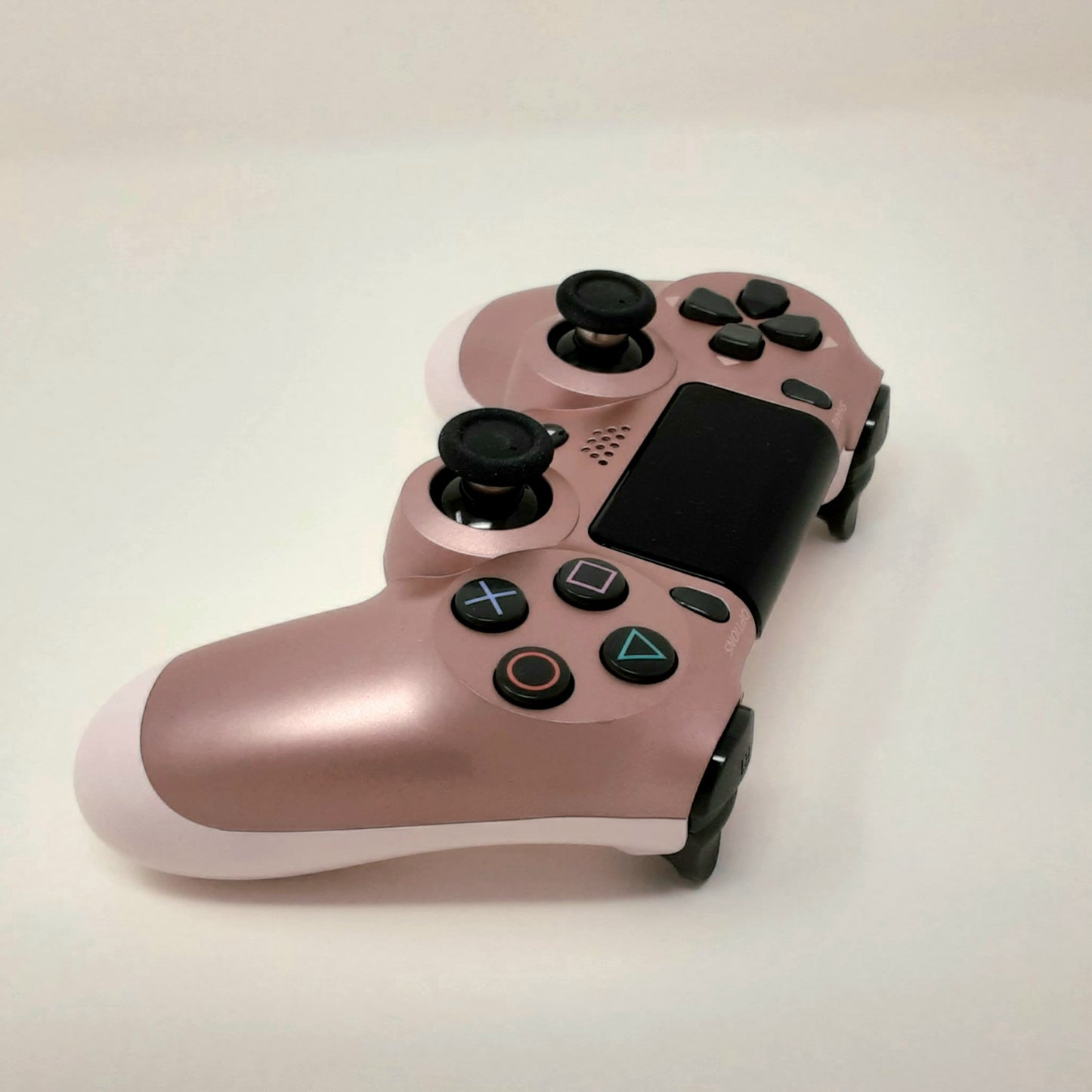 TMR搭載 整備済みDUALSHOCK4（PS4コントローラー）RoseGold